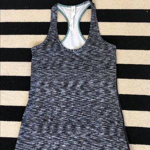 Lululemon Tank Size 6